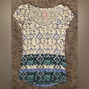 American Eagle Outfitters T-Shirt